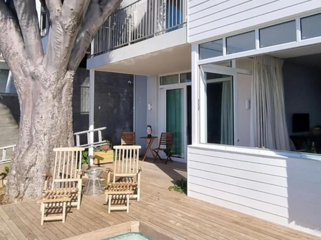 The Dragon Tree Guesthouse Kalk Bay Dış mekan fotoğraf