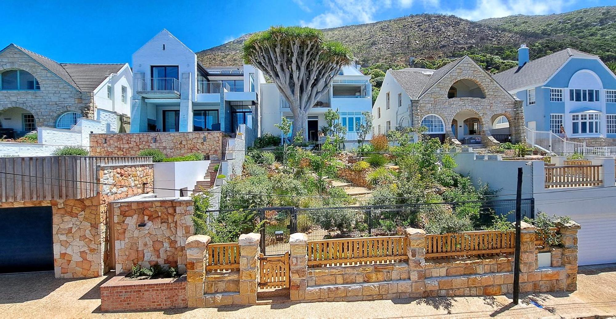 The Dragon Tree Guesthouse Kalk Bay Dış mekan fotoğraf